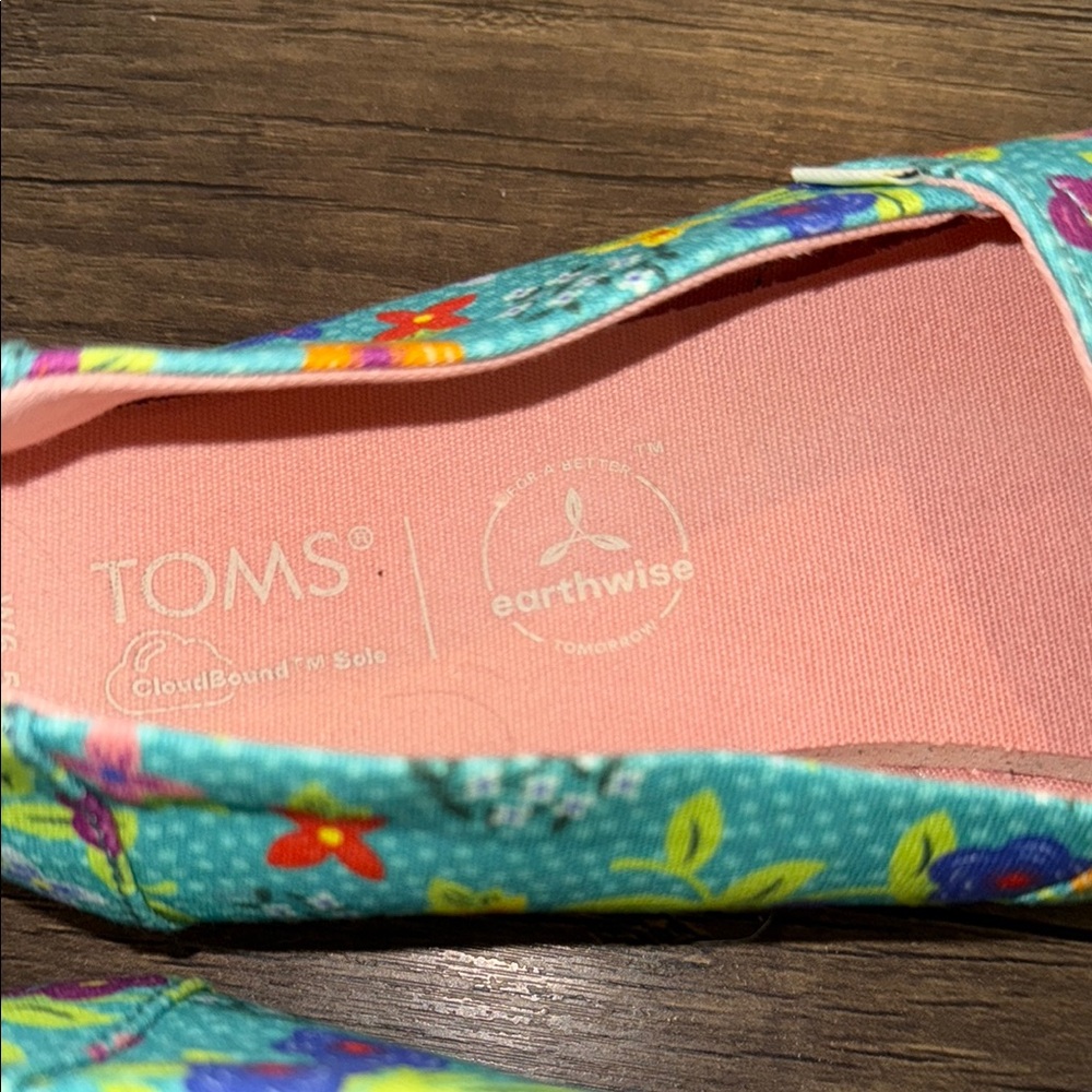 Toms Floral Women's Shoes - Picture 7 of 10